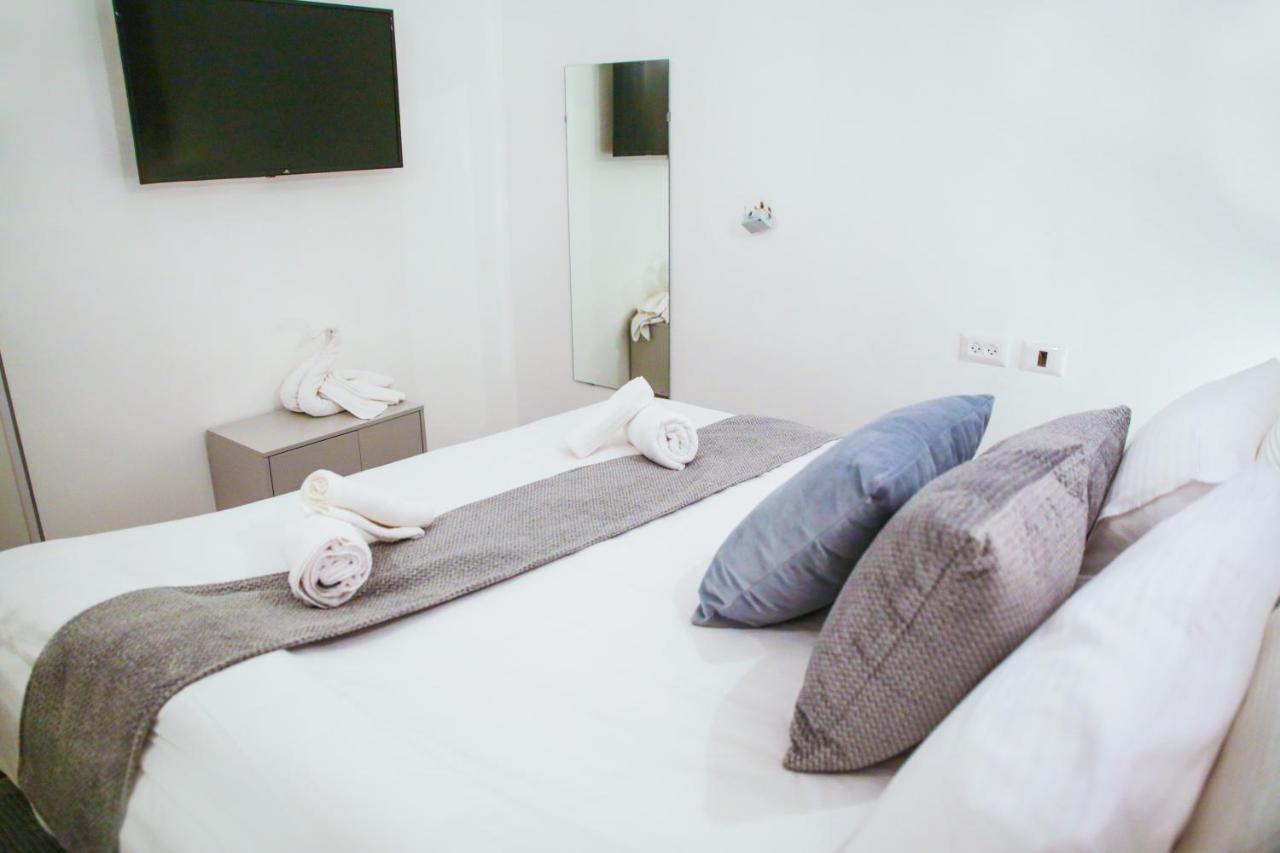 דירות תל אביב Yalarent Midtown Towers Tlv מראה חיצוני תמונה