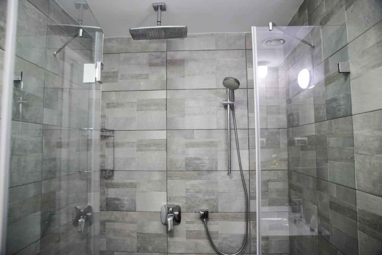 דירות תל אביב Yalarent Midtown Towers Tlv מראה חיצוני תמונה